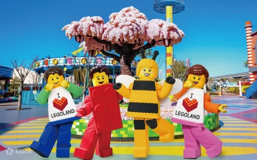 Thrilling LEGO-themed roller coaster ride at LEGOLAND Japan Resort