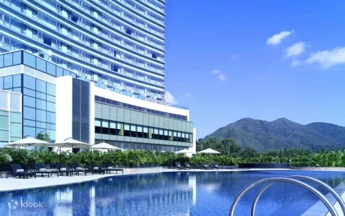 Access to the premium fitness centre and swimming pool