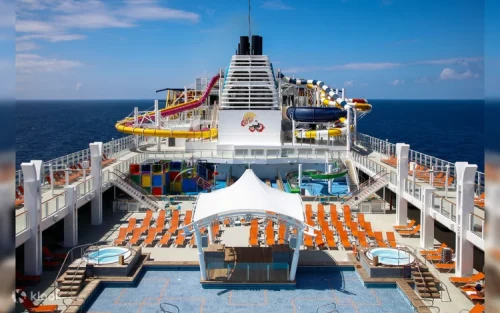 Fine dining and international cuisine at the cruise restaurants