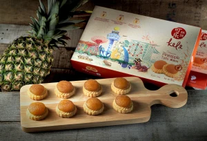 Kele Pineapple Tarts Souvenir in Singapore