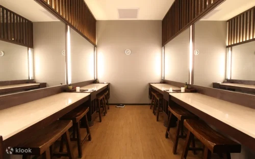 Elegant grooming and relaxation area at Beitou Nan Fung International Hotspring