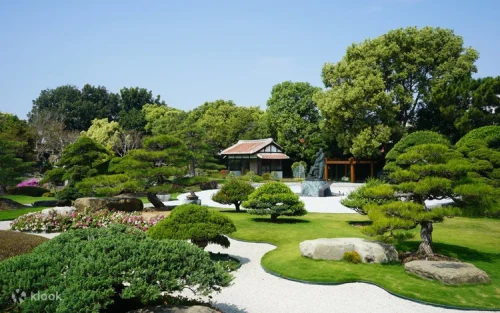 Peaceful water features and stone pathways in Changhua
