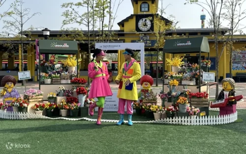 Colorful LEGO bricks and interactive rides at LEGOLAND Korea Resort.