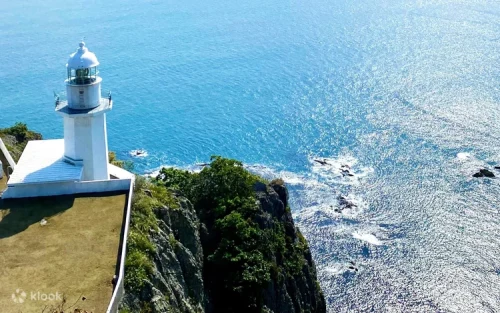 Panoramic views of the Pacific Ocean from the towering cliffs of Cape Chikyu