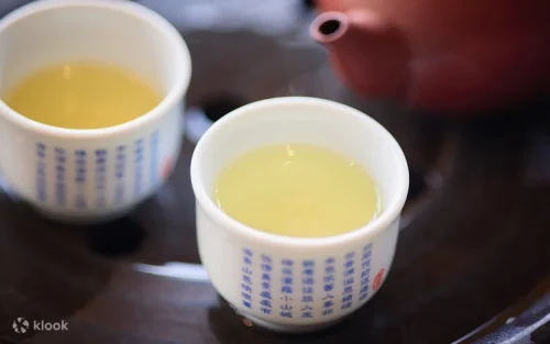 Delicious local meals and snacks served at the traditional teahouse