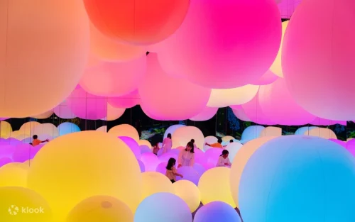 Rolling glowing spheres at the interactive Light Ball Orchestra exhibit