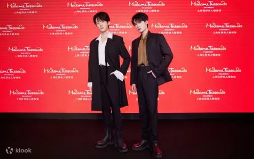 Step into the K-Wave zone and meet famous Korean drama stars and pop idols