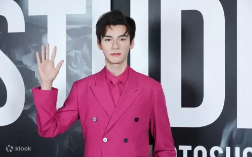 Dance alongside Jackson Wang in the immersive and interactive hologram room