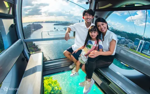 Breathtaking 360-degree panoramic views of Singapore southern regions