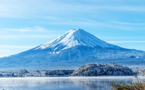 Classic view of Mount Fuji framed by the Chureito Pagoda at Arakurayama Sengen Park