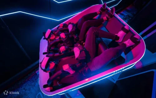 Interactive digital bouldering and AR trampolines for all ages