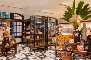 Raffles Boutique Signature Souvenirs