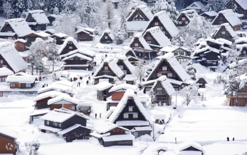 Panoramic view of the picturesque Shirakawa-go village from the Ogimachi Observatory