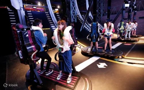Exciting Halfpipe Tokyo snowboarding simulator ride in Odaiba