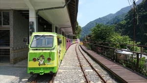 Wulai Scenic Train